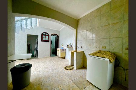 Casa à venda com 415m², 4 quartos e sem vagaÁrea de Serviço