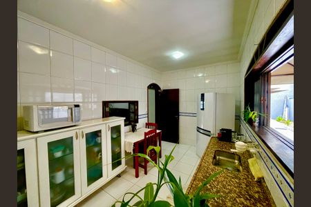 Casa à venda com 415m², 4 quartos e sem vagaCozinha