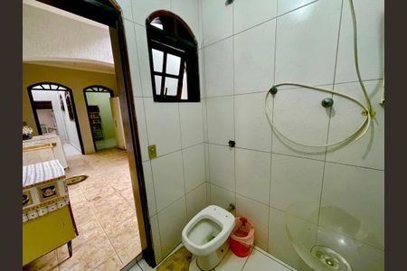 Casa à venda com 415m², 4 quartos e sem vagaBanheiro 5