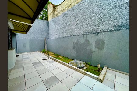 Casa à venda com 415m², 4 quartos e sem vagaQuintal