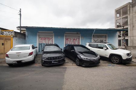 Casa para alugar com 240m², 3 quartos e 2 vagasFachada 