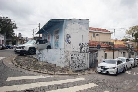 Casa para alugar com 240m², 3 quartos e 2 vagasFachada / Placa 