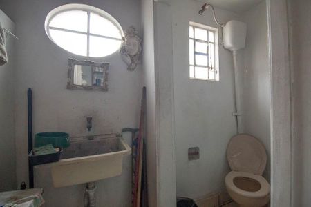 Casa para alugar com 240m², 3 quartos e 2 vagasBanheiro 4