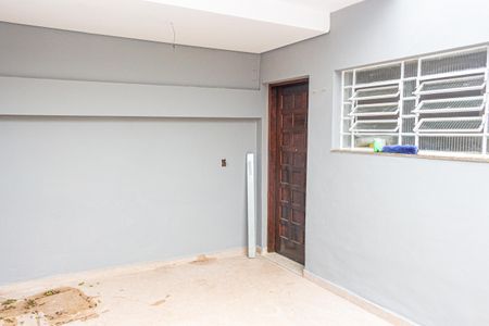Casa para alugar com 250m², 3 quartos e 4 vagasÁrea de Serviço