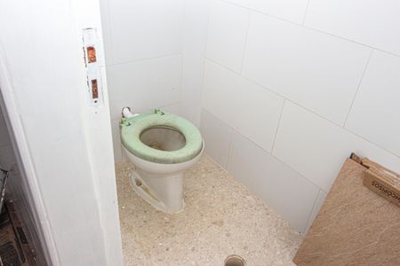 Casa para alugar com 250m², 3 quartos e 4 vagasBanheiro de serviço