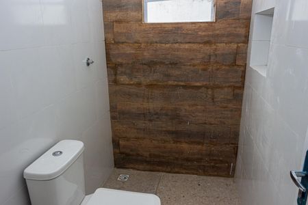 Casa para alugar com 250m², 3 quartos e 4 vagasBanheiro da Suíte