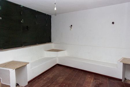 Casa para alugar com 250m², 3 quartos e 4 vagasSala