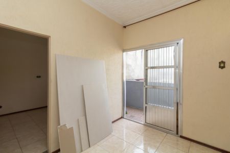 Casa para alugar com 150m², 2 quartos e 1 vaga Casa para alugar com 150m², 2 quartos e 1 vagaSala 2