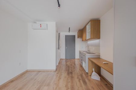 Quarto de kitnet/studio para alugar com 1 quarto, 28m² em Sumaré, São Paulo