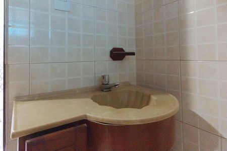 Casa para alugar com 3 quartos, 200m² em Vila Rio de Janeiro, Guarulhos