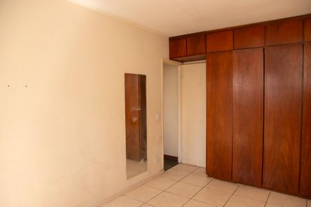 Quarto 1 de apartamento para alugar com 2 quartos, 66m² em Parque Jabaquara, São Paulo