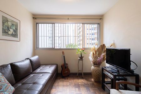 Sala  de apartamento para alugar com 3 quartos, 70m² em Indianópolis, São Paulo