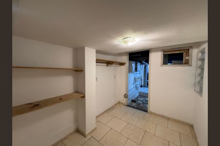 Casa para alugar com 84m², 2 quartos e 1 vaga Casa para alugar com 84m², 2 quartos e 1 vagaÁrea de Serviço - Quarto