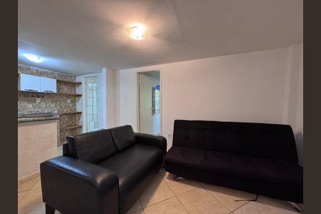 Sala de casa para alugar com 2 quartos, 84m² em Recreio dos Bandeirantes, Rio de Janeiro