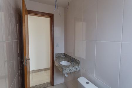 Apartamento à venda com 110m², 2 quartos e 2 vagasBanheiro Social 2 na Cobertura