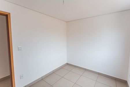 Apartamento à venda com 110m², 2 quartos e 2 vagasQuarto 2