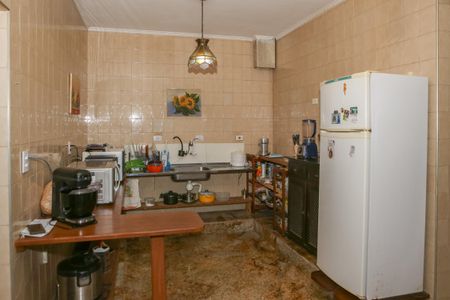 Casa à venda com 480m², 7 quartos e 4 vagas Casa à venda com 480m², 7 quartos e 4 vagasCozinha