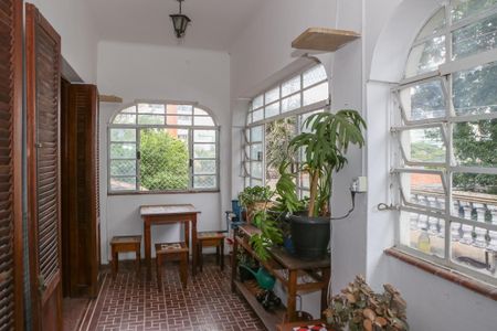 Casa à venda com 480m², 7 quartos e 4 vagas Casa à venda com 480m², 7 quartos e 4 vagasSacada