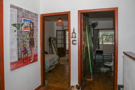 Casa à venda com 480m², 7 quartos e 4 vagas Casa à venda com 480m², 7 quartos e 4 vagasCasa 2 - Corredor