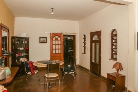 Casa à venda com 480m², 7 quartos e 4 vagas Casa à venda com 480m², 7 quartos e 4 vagasCasa 1 - Sala