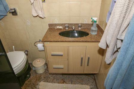 Casa à venda com 480m², 7 quartos e 4 vagas Casa à venda com 480m², 7 quartos e 4 vagasCasa 1 - Banheiro da Suíte