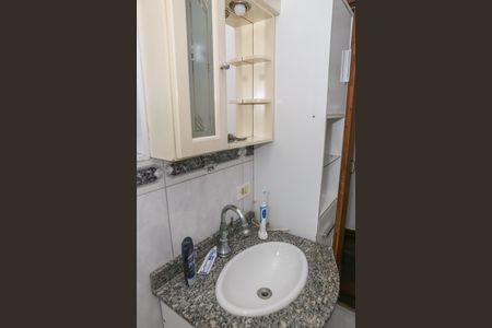 Casa à venda com 480m², 7 quartos e 4 vagas Casa à venda com 480m², 7 quartos e 4 vagasCasa 1 - Banheiro