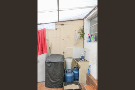 Casa à venda com 480m², 7 quartos e 4 vagas Casa à venda com 480m², 7 quartos e 4 vagasCasa 3 - Área de serviço