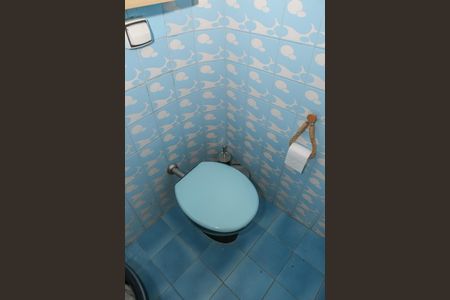 Casa à venda com 480m², 7 quartos e 4 vagas Casa à venda com 480m², 7 quartos e 4 vagasCasa 2 - Banheiro