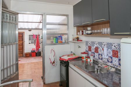 Casa à venda com 480m², 7 quartos e 4 vagas Casa à venda com 480m², 7 quartos e 4 vagasCasa 3 - Cozinha