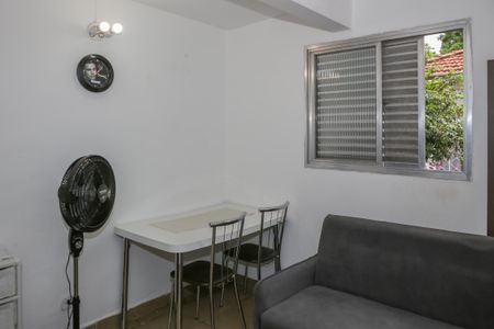 Casa à venda com 480m², 7 quartos e 4 vagas Casa à venda com 480m², 7 quartos e 4 vagasCasa 3 - Sala