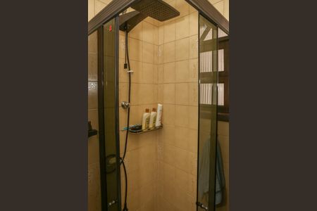 Casa à venda com 480m², 7 quartos e 4 vagas Casa à venda com 480m², 7 quartos e 4 vagasCasa 1 - Banheiro da Suíte