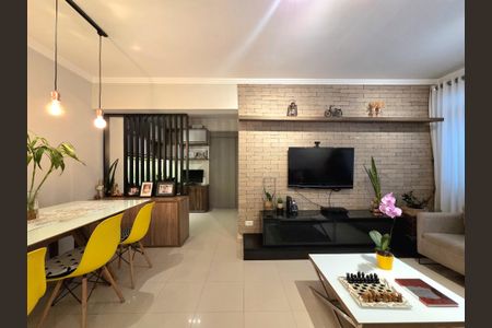 Sala de apartamento à venda com 2 quartos, 80m² em Itaim Bibi, São Paulo