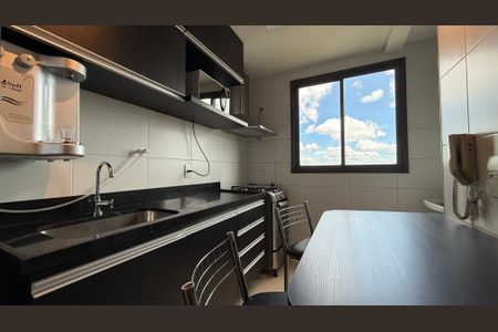 Apartamento para alugar com 59m², 2 quartos e 1 vagaCozinha - Armários