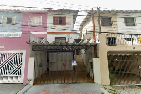 Casa à venda com 97m², 3 quartos e 2 vagasFachada