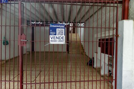 Casa à venda com 97m², 3 quartos e 2 vagasPortão entrada