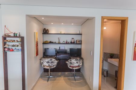 Apartamento à venda com 128m², 4 quartos e 3 vagasEscritório na Sala