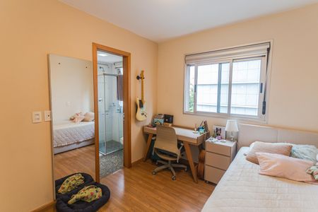 Apartamento à venda com 128m², 4 quartos e 3 vagasSuíte 2