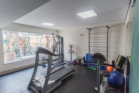 Apartamento à venda com 128m², 4 quartos e 3 vagasÁrea comum - Academia