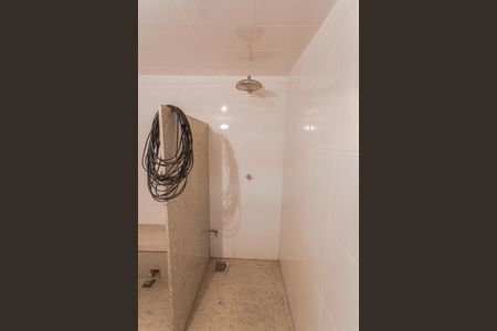 Apartamento à venda com 128m², 4 quartos e 3 vagasÁrea comum - Chuveiro da Sauna