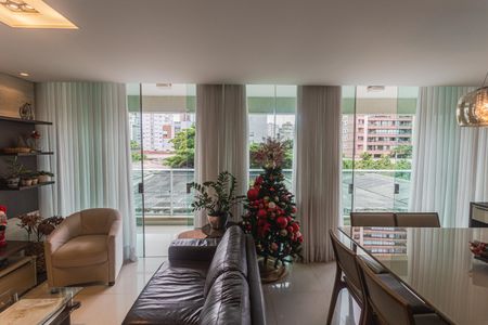 Apartamento à venda com 128m², 4 quartos e 3 vagasVaranda da Sala