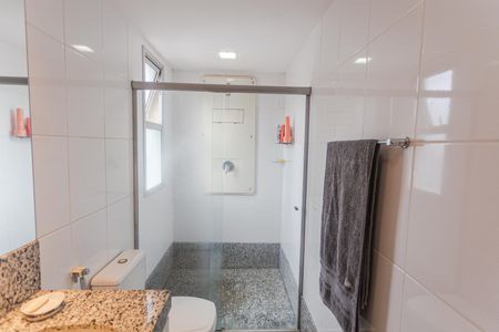 Apartamento à venda com 128m², 4 quartos e 3 vagasBanheiro da Suíte 1