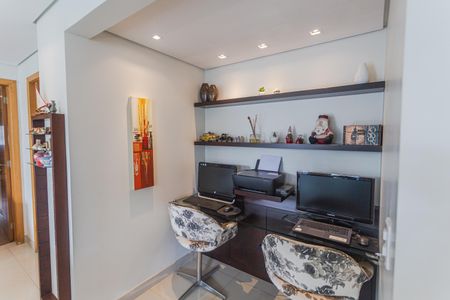 Apartamento à venda com 128m², 4 quartos e 3 vagasEscritório na Sala