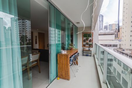Apartamento à venda com 128m², 4 quartos e 3 vagasVaranda da Sala