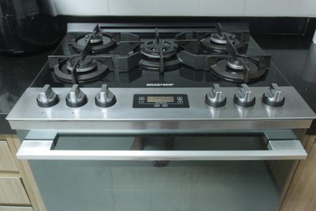 Detalhe da cozinha de apartamento para alugar com 2 quartos, 113m² em Boqueirão, Santos