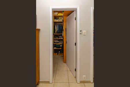 Casa à venda com 226m², 4 quartos e 2 vagasCloset da suíte 1