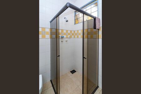 Casa à venda com 226m², 4 quartos e 2 vagasBanheiro da Suíte 2