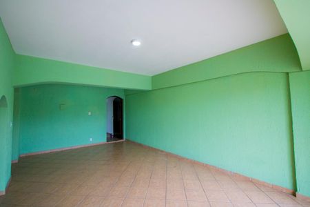 Casa à venda com 230m², 3 quartos e 4 vagasGaragem