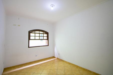 Casa à venda com 230m², 3 quartos e 4 vagasQuarto 2