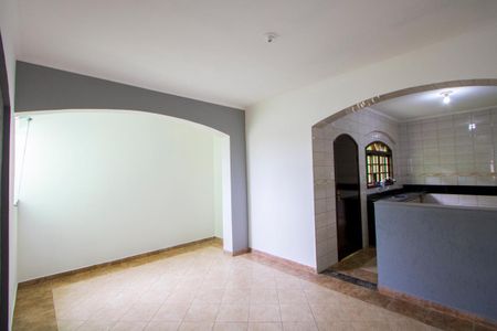 Casa à venda com 230m², 3 quartos e 4 vagasCopa