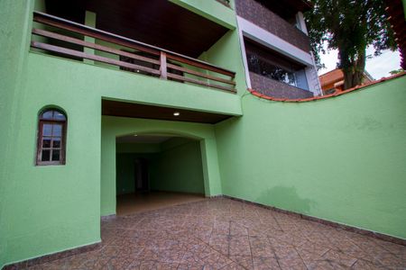 Casa à venda com 230m², 3 quartos e 4 vagasGaragem